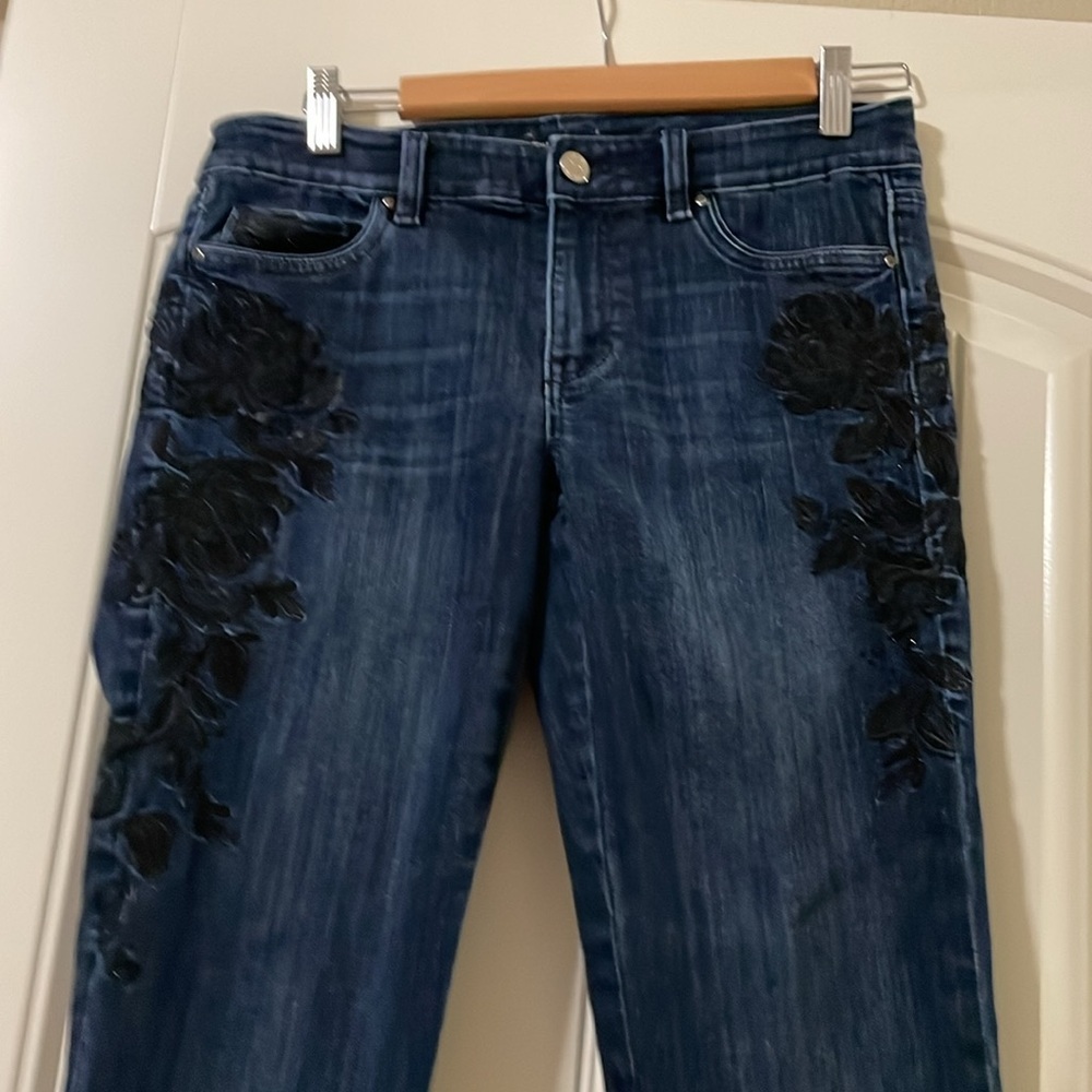 WHBM Blue Jeans Black Flower Design on Sides-4R - Picture 2 of 10